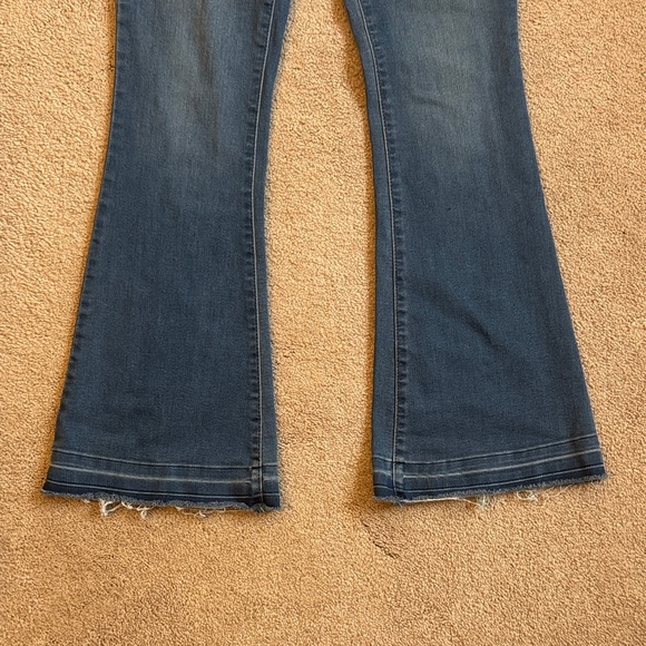 INC Classic Pull-On Flared Women's Jeans - Picture 3 of 6